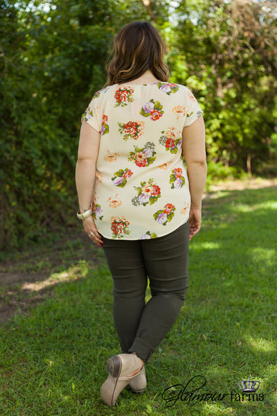 Curvy| Ambrose Floral Top - Blush