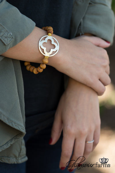 Boho Clover Bracelet - Wood/Worn Gold