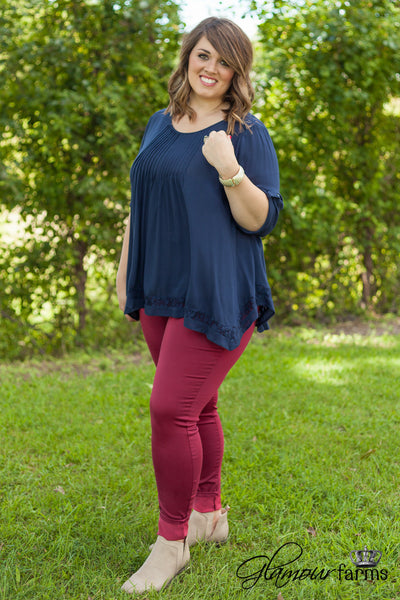 Curvy| Day Dream In Lace Top - Navy