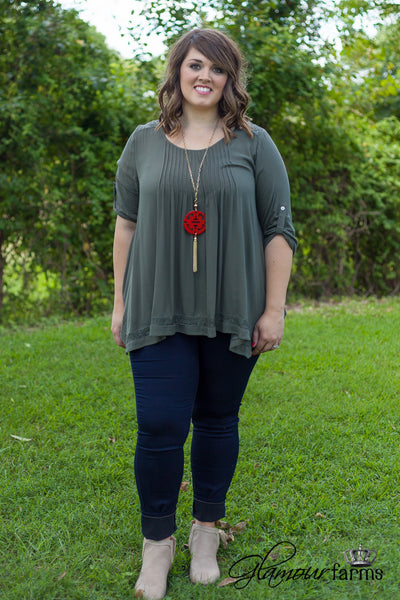 Curvy| Day Dream In Lace Top - Olive