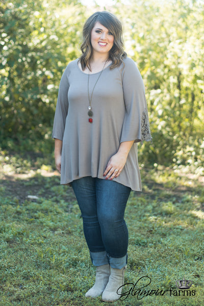 Curvy| Elsie Lace Tunic - Mocha