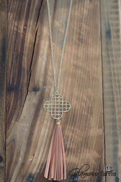 Fringe Clover Necklace - Gold/Brown