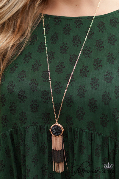 Give It A Glance Necklace - Black/Gold