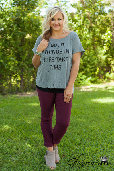 Curvy| Good Things Graphic Tee - Gray