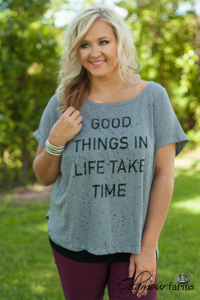 Curvy| Good Things Graphic Tee - Gray
