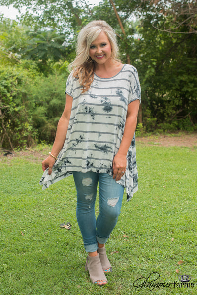 Curvy| High Tide Tunic - Gray/Black