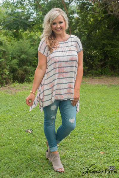 Curvy| High Tide Tunic - Gray/Coral