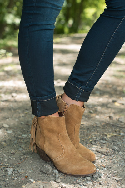 Matisse Espana Suede Bootie - Tan