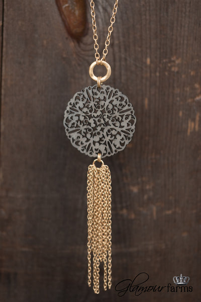 My Treasure Necklace - Dark Gray/Worn Gold