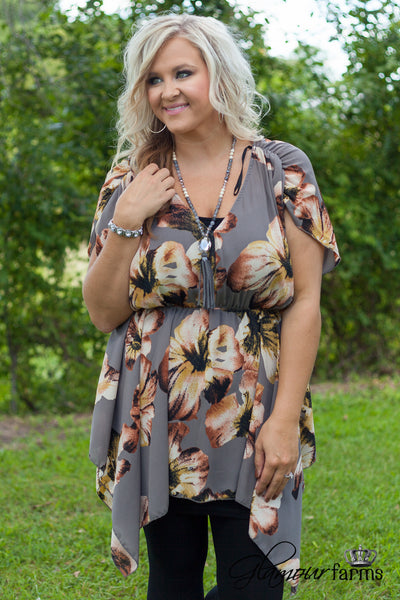 Curvy| Night Blooms Floral Tunic - Gray