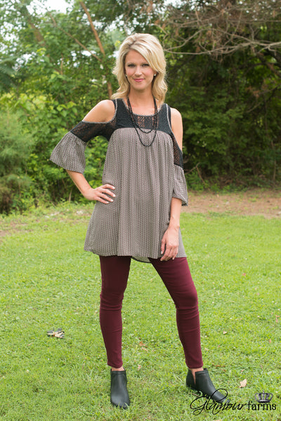 Something's Gotta Give Tunic - Black/Multi