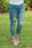 Curvy| Sophia Distressed Skinny Jean - Medium Wash