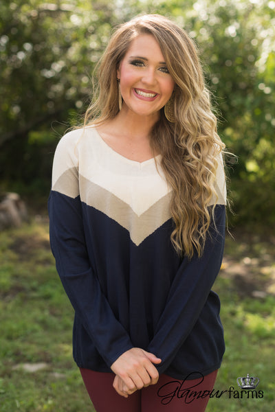 The Great Divide Sweater - Navy