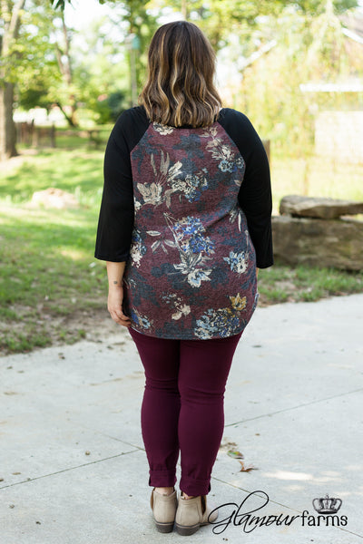 Curvy| Wallflower Top - Burgundy