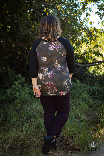 Curvy| Wallflower Top - Dark Gray